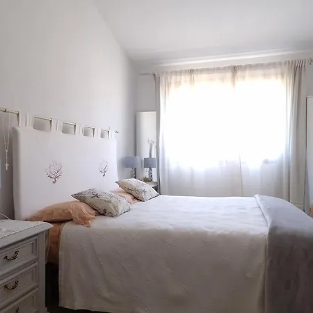 Residenze Di Via Magnolie Feriehus Porto Ottiolu