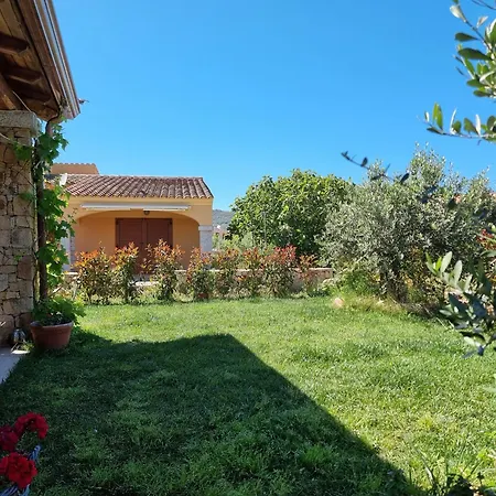Holiday home Residenze Di Via Magnolie Porto Ottiolu