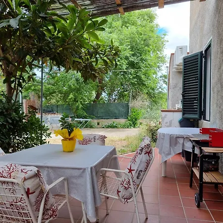 Holiday home Residenze Di Via Magnolie Porto Ottiolu