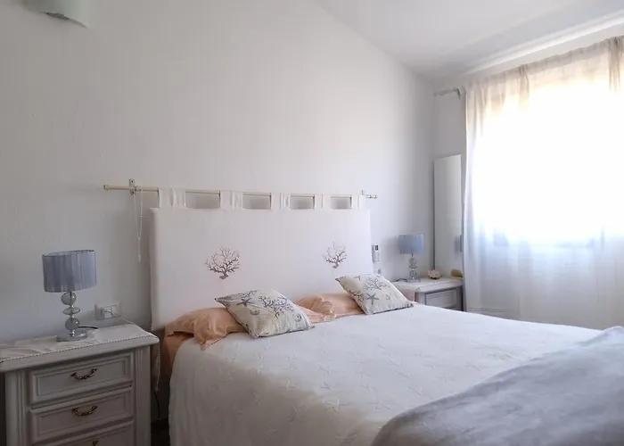 Residenze Di Via Magnolie بيت للعطل بورتو أوتيولو